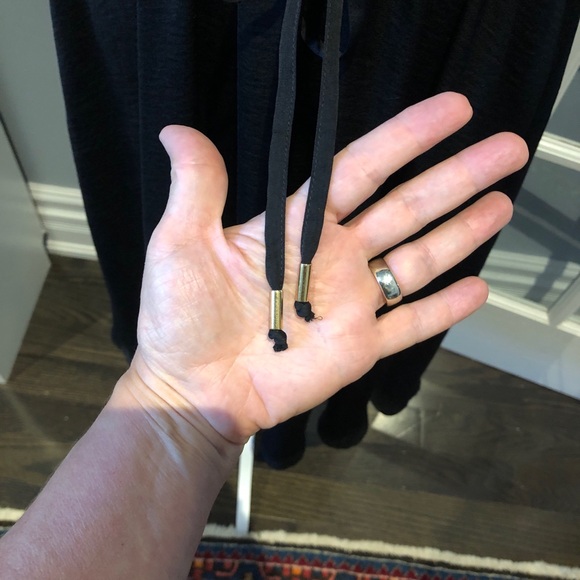 BR Silky LBD (fits like 4P) - Picture 3 of 4